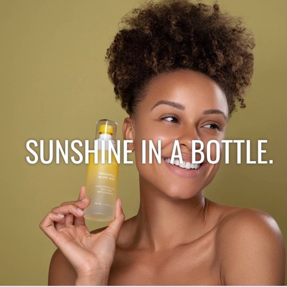 Clean Skin Club PINEAPPLE GLOW Mist NEW IN FACTORY SEALED BOX Prestige Skincare - Picture 2 of 11